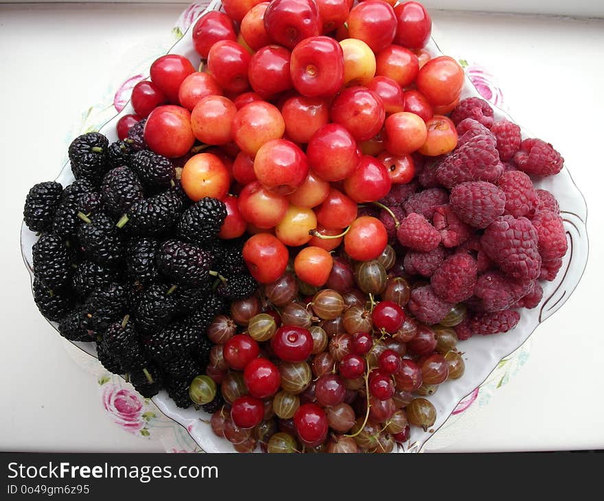 Natural Foods, Fruit, Local Food, Berry