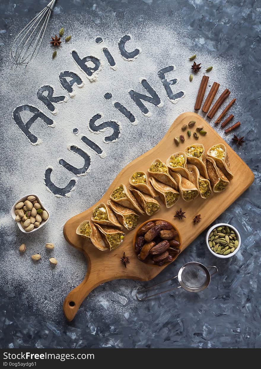 Background with an inscription in Arabic cuisine.