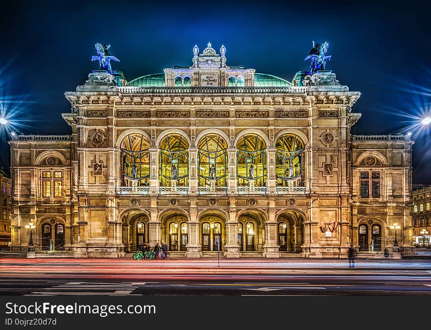 Vienna State Opera at night, Vienna, Austria. Vienna State Opera at night, Vienna, Austria