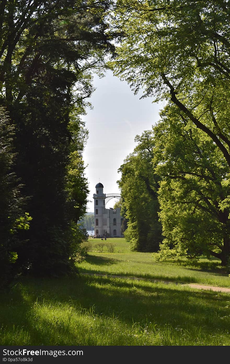 #peacockisle #isle #idyllic #castle #history #nature #sun #romantic. #peacockisle #isle #idyllic #castle #history #nature #sun #romantic