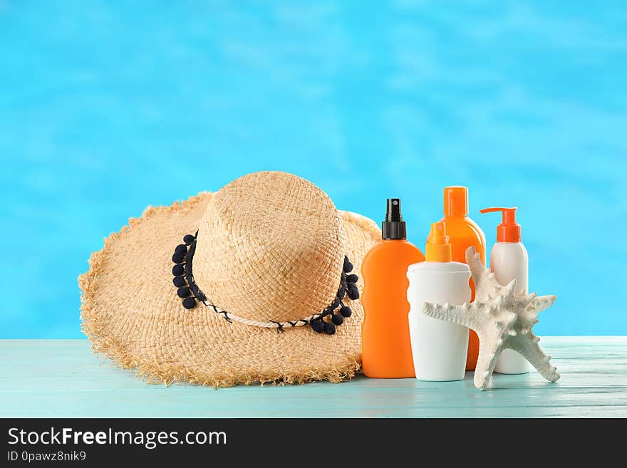 Clear refreshing water in swimming pool