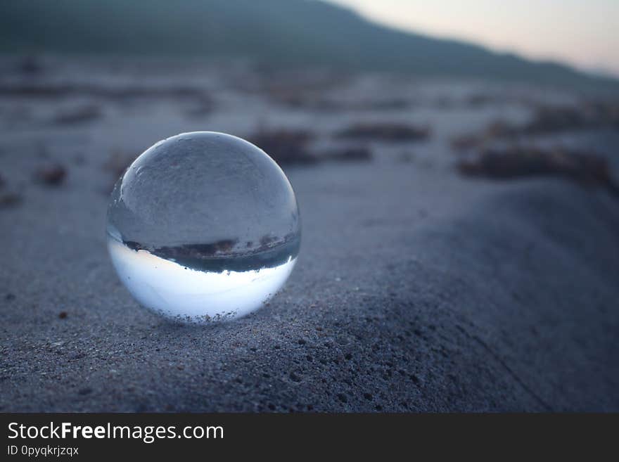 Glass lense ball