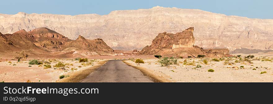 Road in timan national park in south israel near eilat