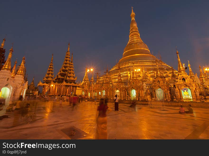 Shwedagon golden pagoda in Yangon,Myanmar