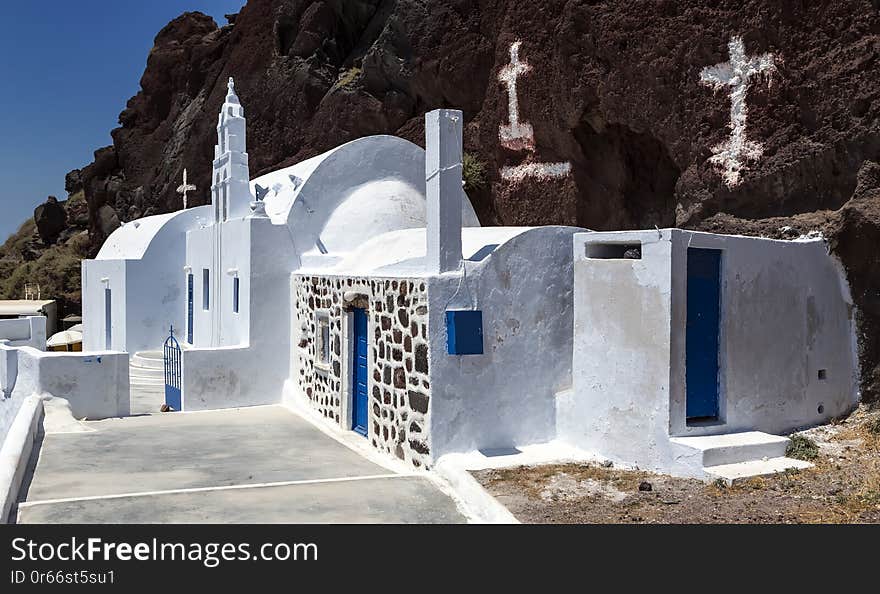 Agios Nikolaos Church near Red Beach in Akrotiri, Santorini, Greece.
