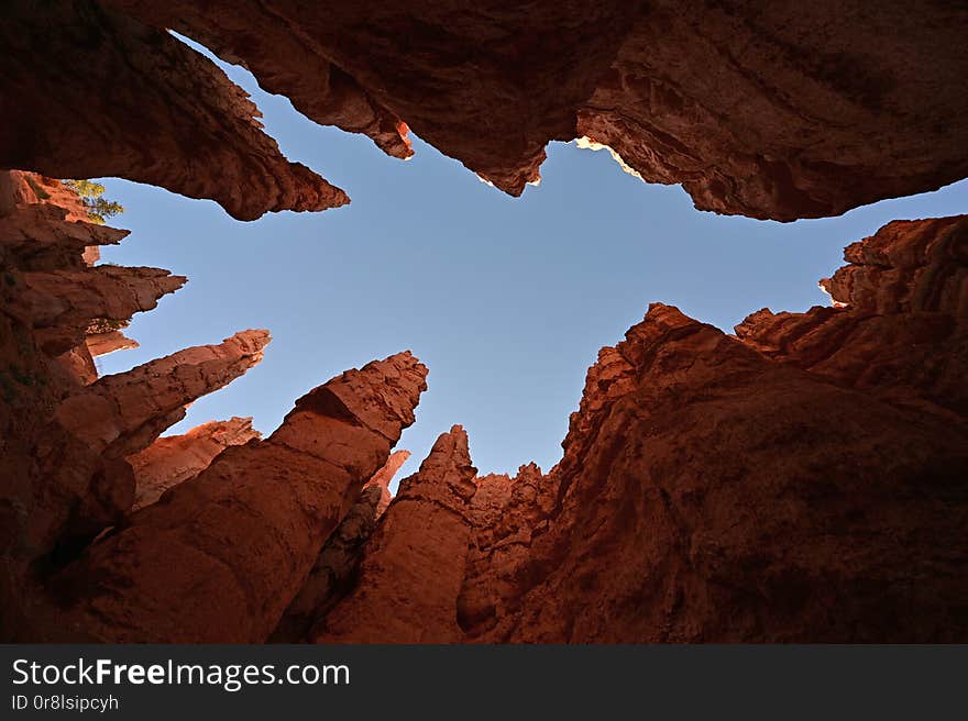 Towering hoodoo rock formations of Bryce Canyon.