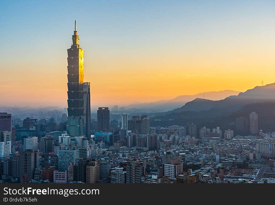 Beautiful architecture building taipei city skyline at sunset in Taiwan