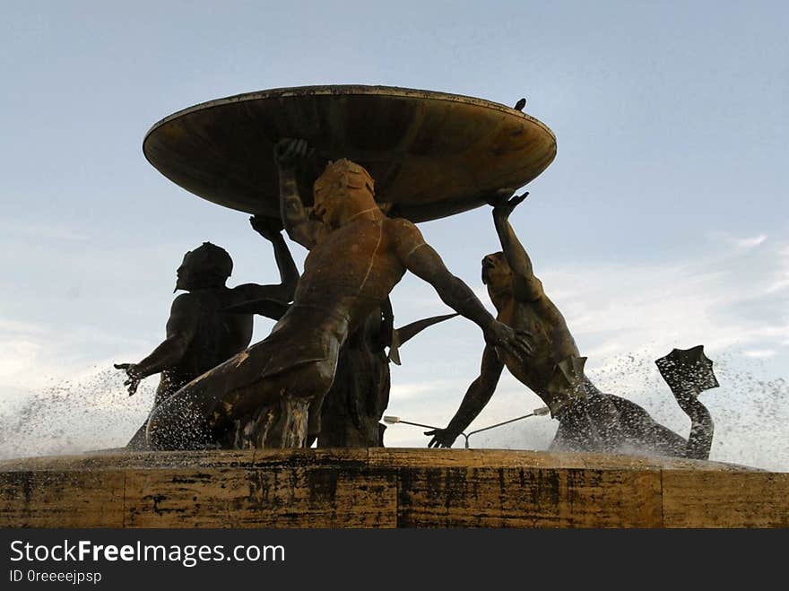 Sculpture, Statue, Fountain, Monument, Water feature, Art