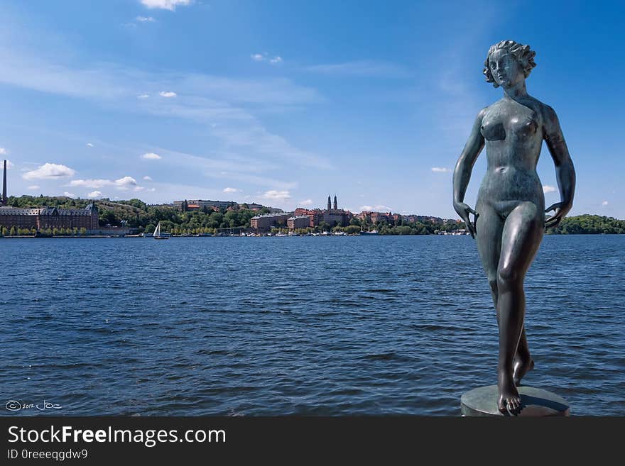 This statue called &#x22;The Dance&#x22; is by Carl Eldh and is on the shore of Lake Mälaren at Stockholm city hall. This statue called &#x22;The Dance&#x22; is by Carl Eldh and is on the shore of Lake Mälaren at Stockholm city hall.