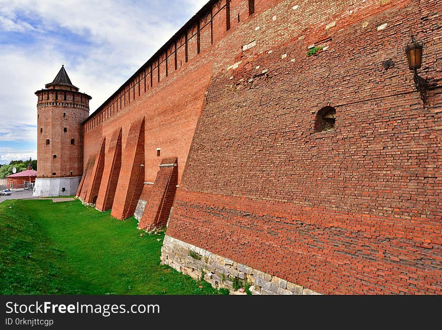 Kremlin in Kolomna, red fortress, red wall, brickwork of an ancient fortification