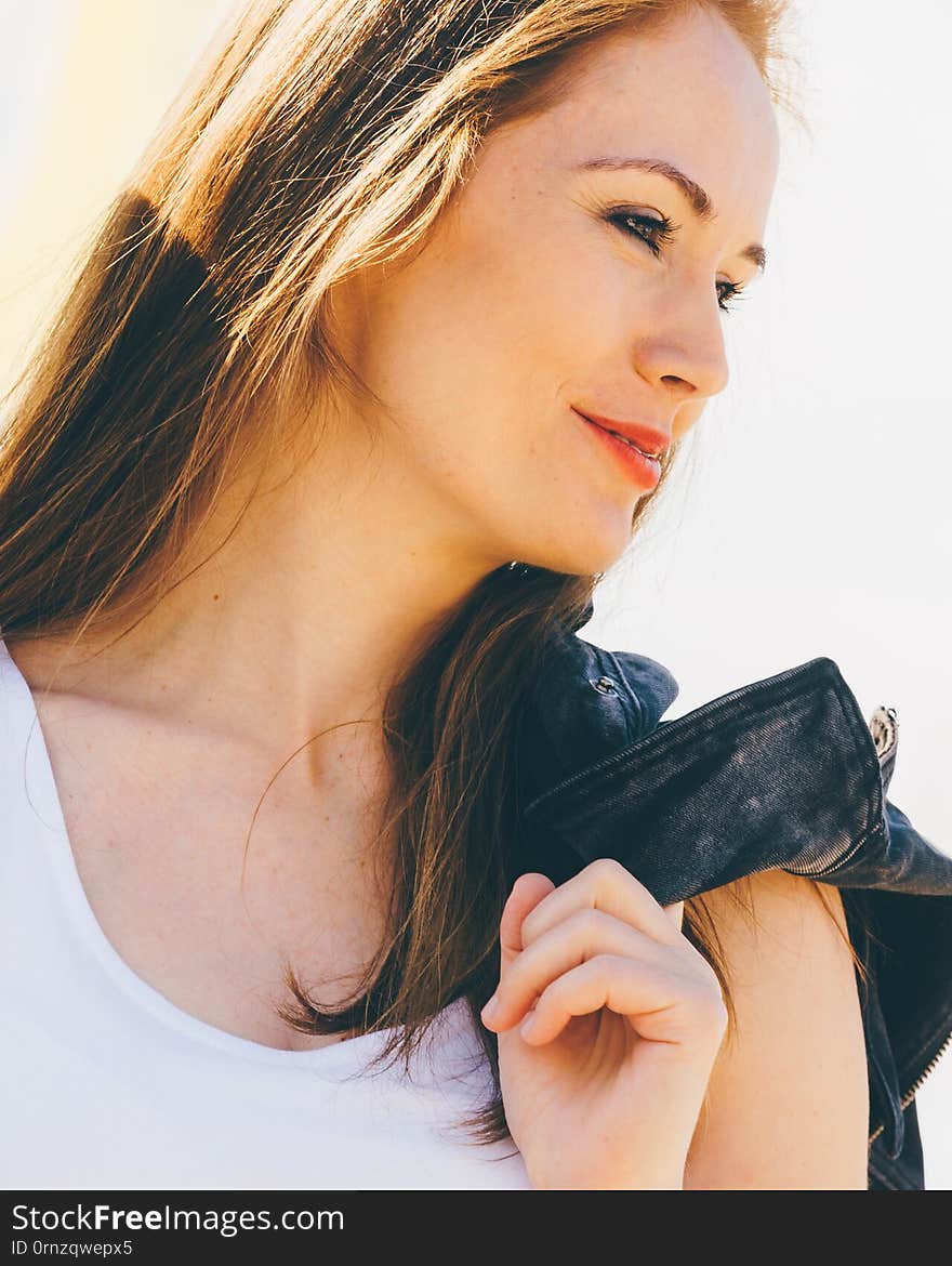 Long hair girl portrait outdoor at sunny day