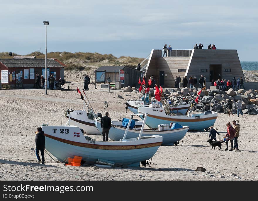 Small boats and observation deck at Nørre Vorupør