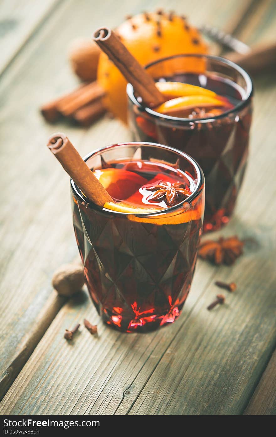 Mulled wine with spices and orange slices