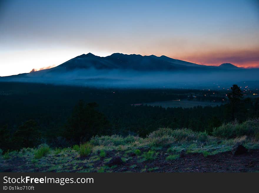 Day 4 of the Schultz Fire, Flagstaff, Arizona. At this point, the fire has consumed over 12,000 acres, including parts of the Schultz Pass area and northern flanks of the Dry Lake Hills, and most of the eastern side of the San Francisco Peaks. Day 4 of the Schultz Fire, Flagstaff, Arizona. At this point, the fire has consumed over 12,000 acres, including parts of the Schultz Pass area and northern flanks of the Dry Lake Hills, and most of the eastern side of the San Francisco Peaks.