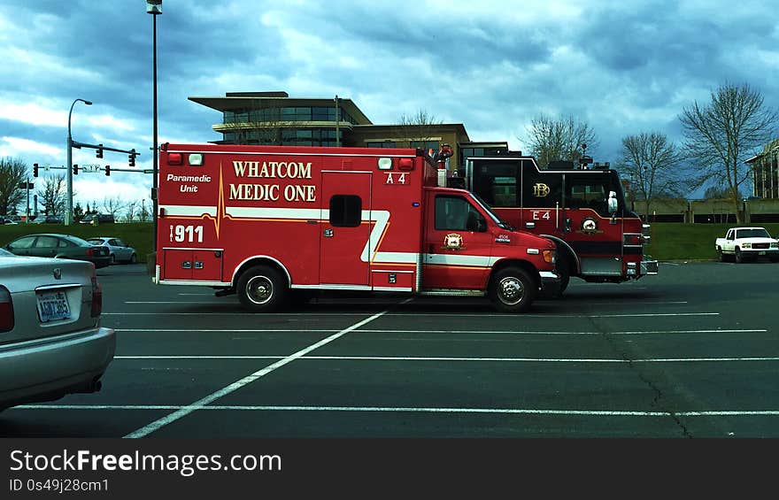 Whatcom Medic One Ambulance 4 with Bellingham Fire Engine 4 &#x28;from Station 4 on Yew St., I&#x27;m inferring&#x29; getting groceries. Whatcom Medic One Ambulance 4 with Bellingham Fire Engine 4 &#x28;from Station 4 on Yew St., I&#x27;m inferring&#x29; getting groceries.