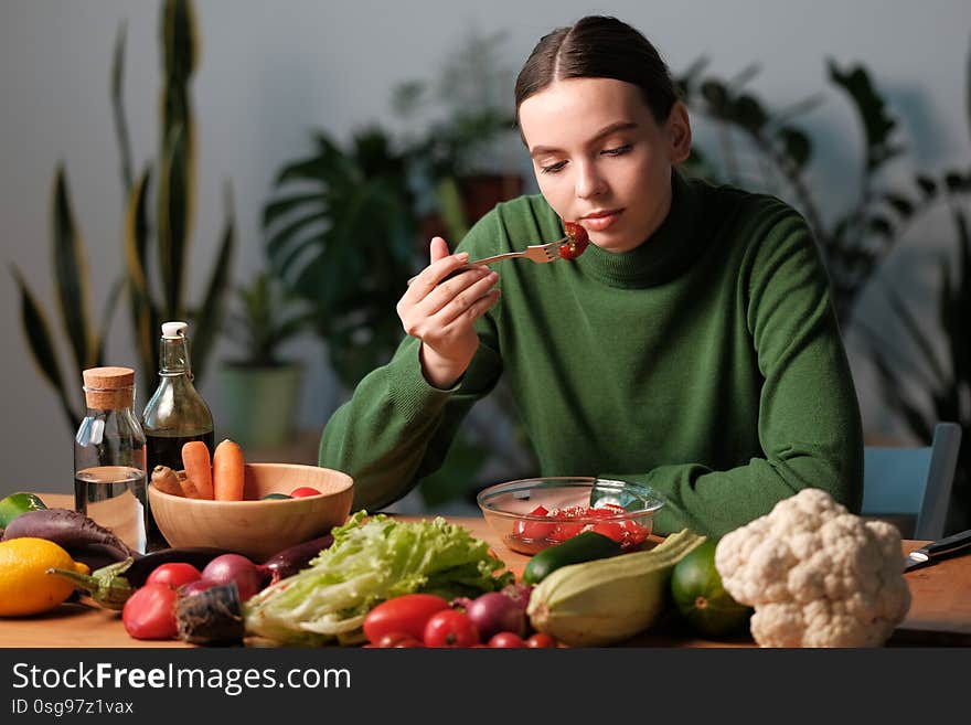 Woman eating healthy food