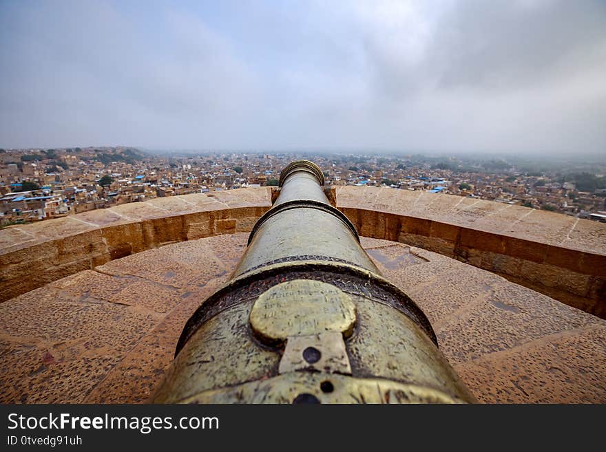 Jaisalmer Fort is situated in the city of Jaisalmer, in the Indian state of Rajasthan. It is believed to be one of the very few living forts in the world