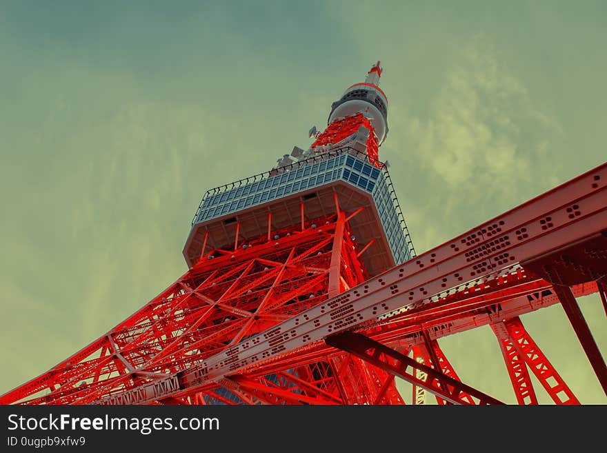 Tokyo Tower with blue sky and cloud space