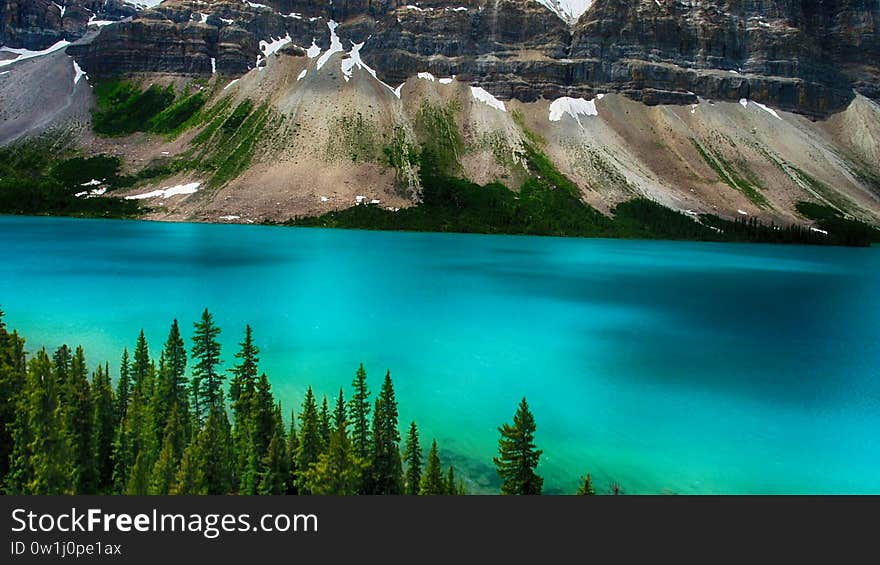 Moraine Lake is a glacially fed lake in Banff National Park, 14 kilometres outside the Village of Lake Louise, Alberta, Canada. It is situated in the Valley of the Ten Peaks, at an elevation of approximately 1,884 metres. The lake has a surface area of 50 hectares. Moraine Lake is a glacially fed lake in Banff National Park, 14 kilometres outside the Village of Lake Louise, Alberta, Canada. It is situated in the Valley of the Ten Peaks, at an elevation of approximately 1,884 metres. The lake has a surface area of 50 hectares.