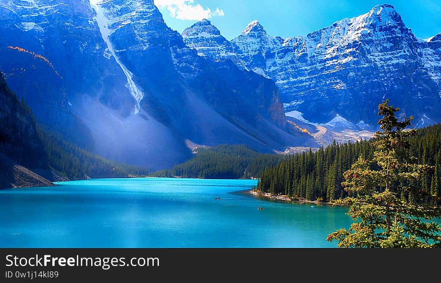 Moraine Lake is a glacially fed lake in Banff National Park, 14 kilometres outside the Village of Lake Louise, Alberta, Canada. It is situated in the Valley of the Ten Peaks, at an elevation of approximately 1,884 metres. The lake has a surface area of 50 hectares. Moraine Lake is a glacially fed lake in Banff National Park, 14 kilometres outside the Village of Lake Louise, Alberta, Canada. It is situated in the Valley of the Ten Peaks, at an elevation of approximately 1,884 metres. The lake has a surface area of 50 hectares.