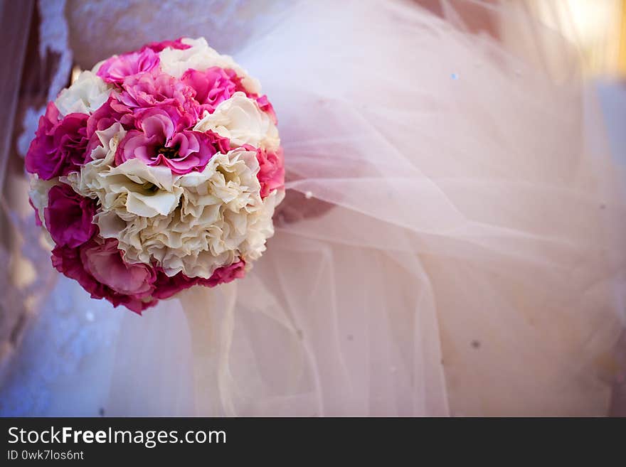 Romantic and Emotional Wedding Flowers