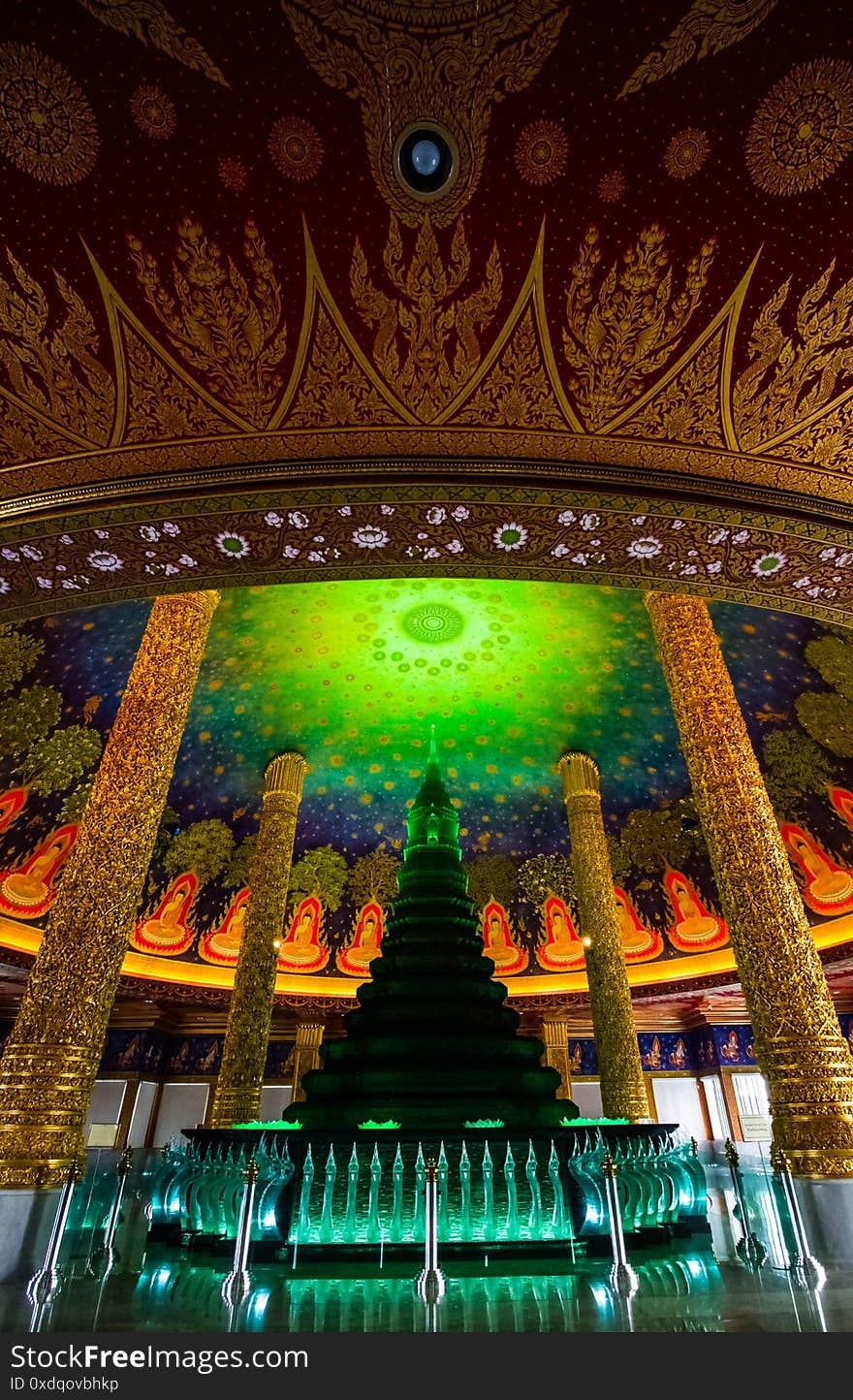 Wat Paknam Bhasi Charoen The emerald green pagoda