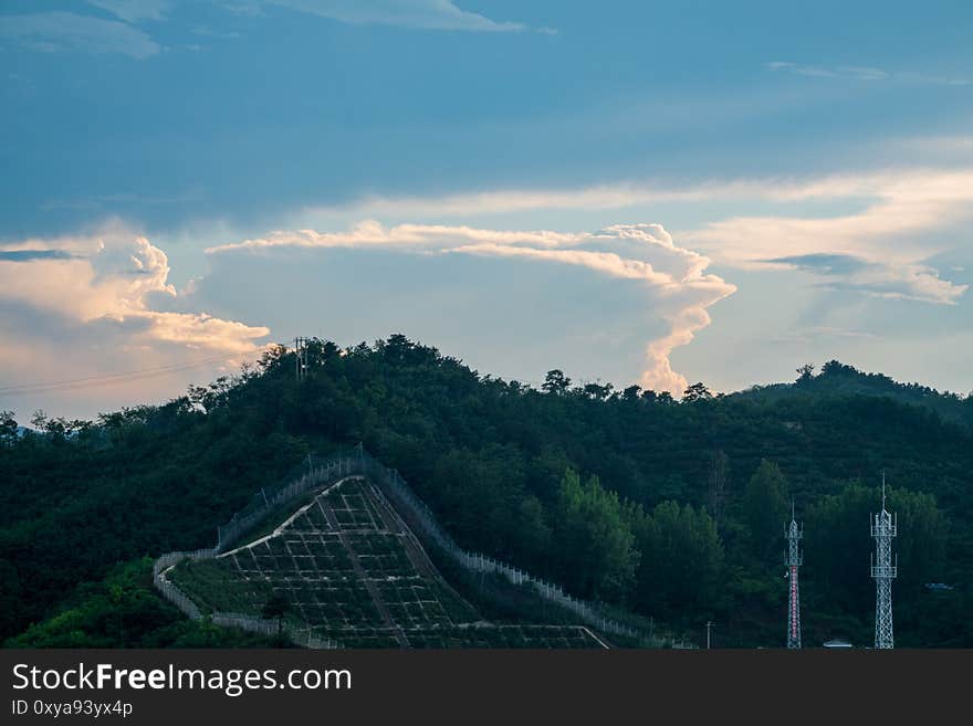 New Beijing-shenyang high-speed railway under construction-Xinglong, Hebei Province, June 2020. New Beijing-shenyang high-speed railway under construction-Xinglong, Hebei Province, June 2020