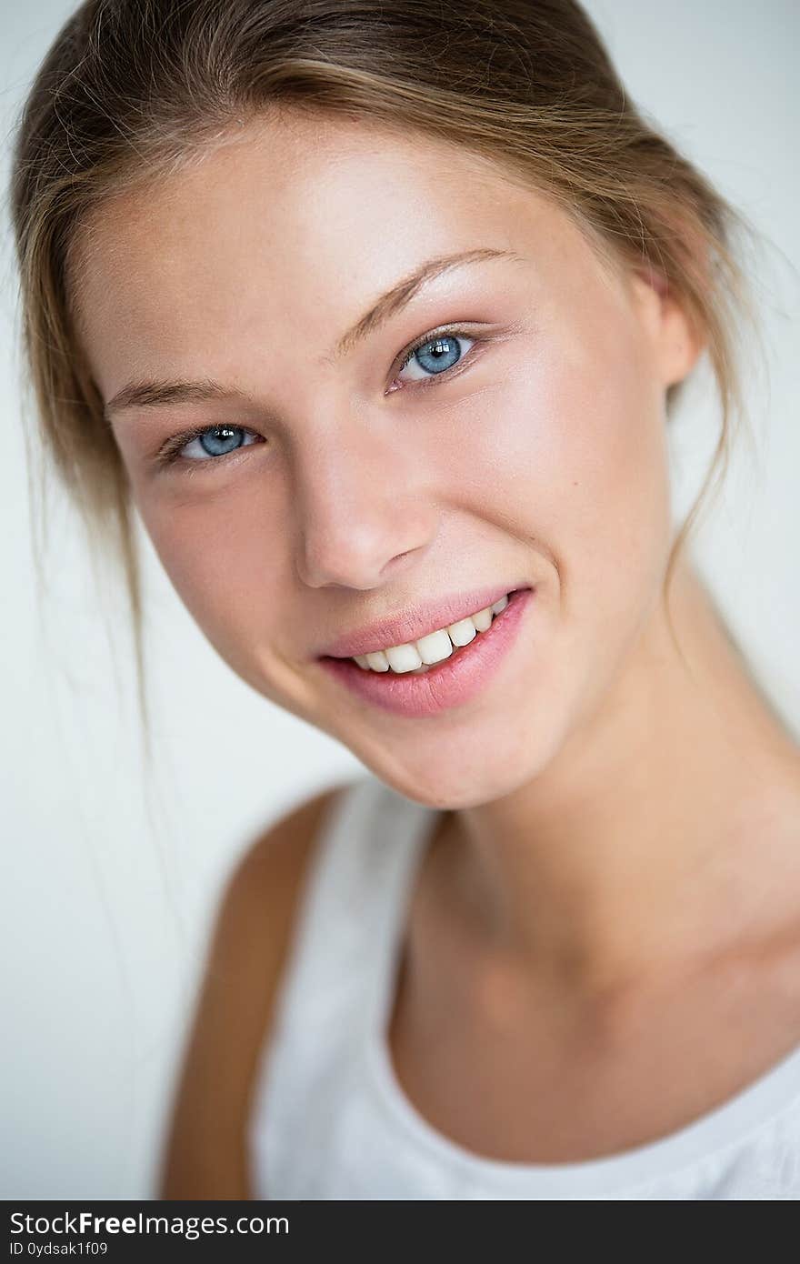 Cute Woman With Blond Hair And No Makeup