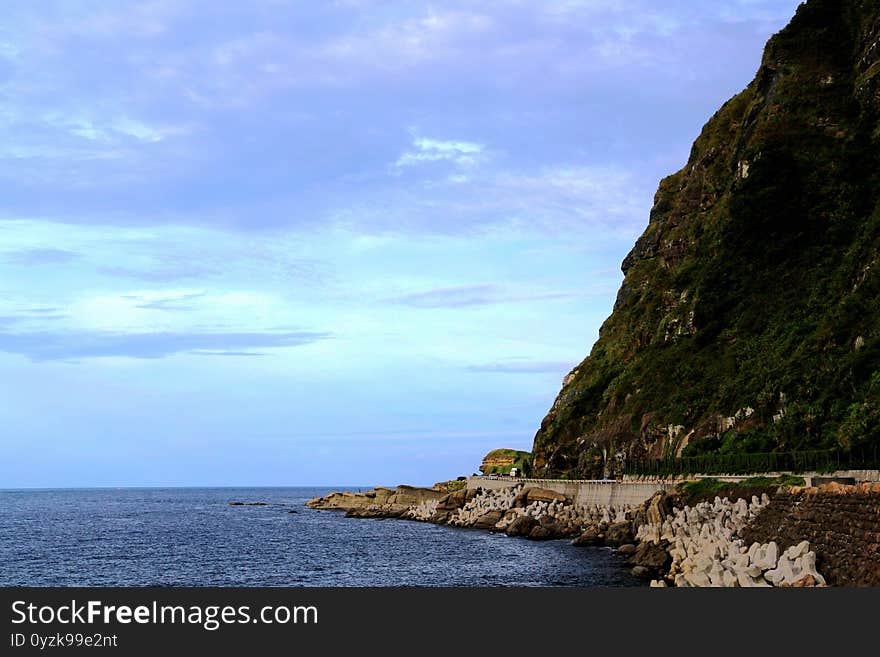 The beauty of Taiwan`s north coast is an eroded coast with large undulations