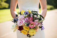 Bride Hands With Wedding Beautiful Bouquet Close-up Royalty Free Stock Photos