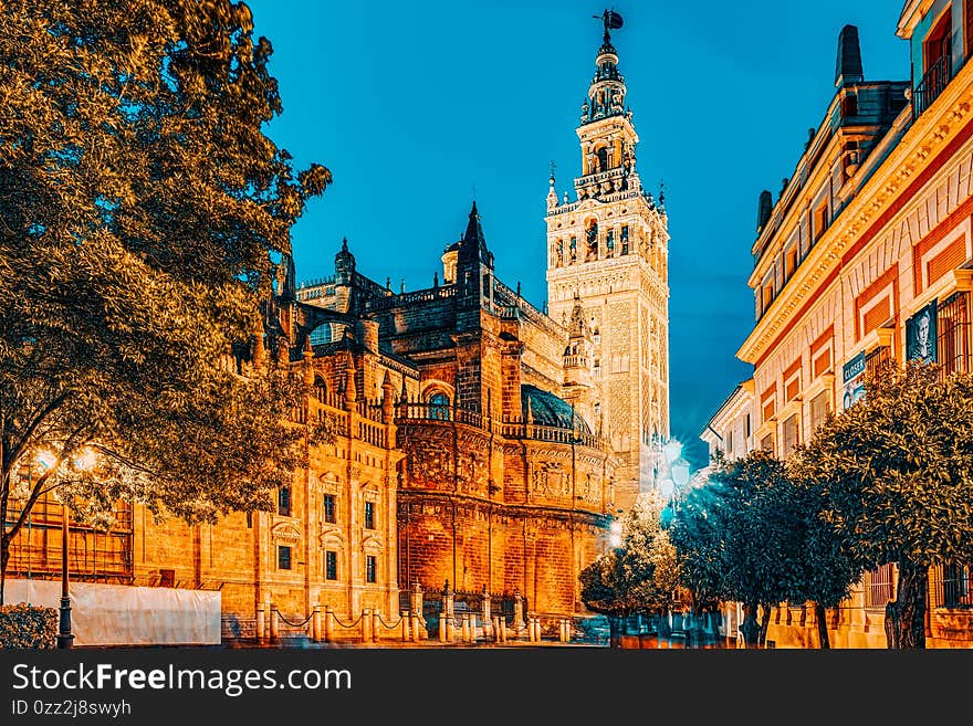 Cathedral of Saint Mary of the See Catedral de Santa Maria de l