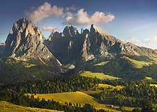 Alpe Di Siusi Or Seiser Alm And Sassolungo Mountain, Dolomites Alps, Italy Royalty Free Stock Images