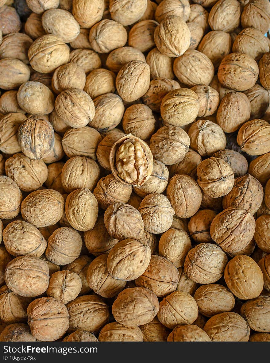 Texture, background the many walnuts