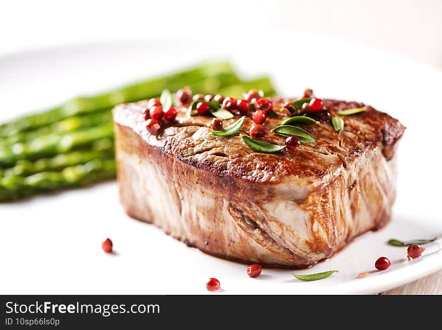 Beef Fillet With Pink Pepper and Asparagus.