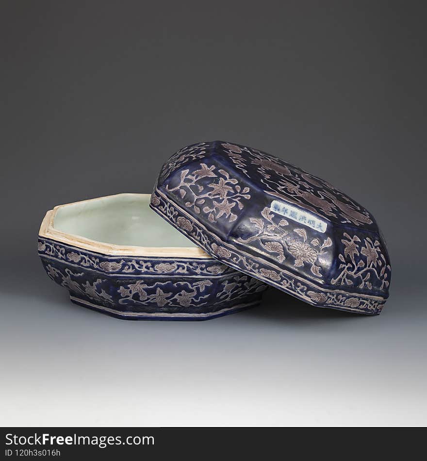 Chinese ancient blue and white ceramics