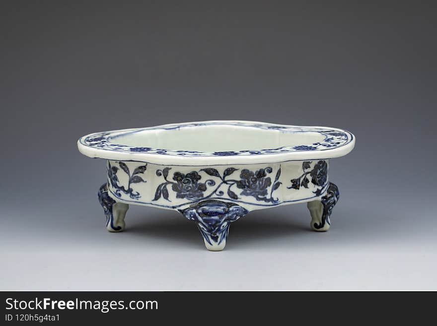 Chinese ancient blue and white ceramics