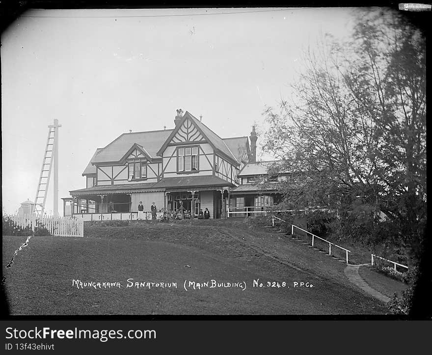 Te Waikato Sanatorium at Maungakawa, view of the main building