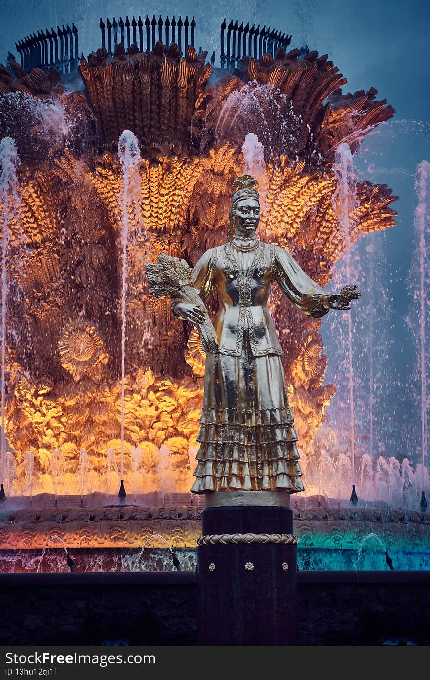 Friendship of Peoples fountain at VDNKh in the evening