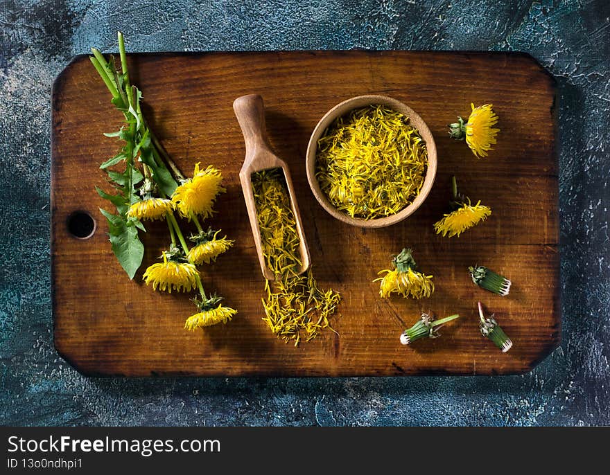 Kitchen board with dandelion flowers