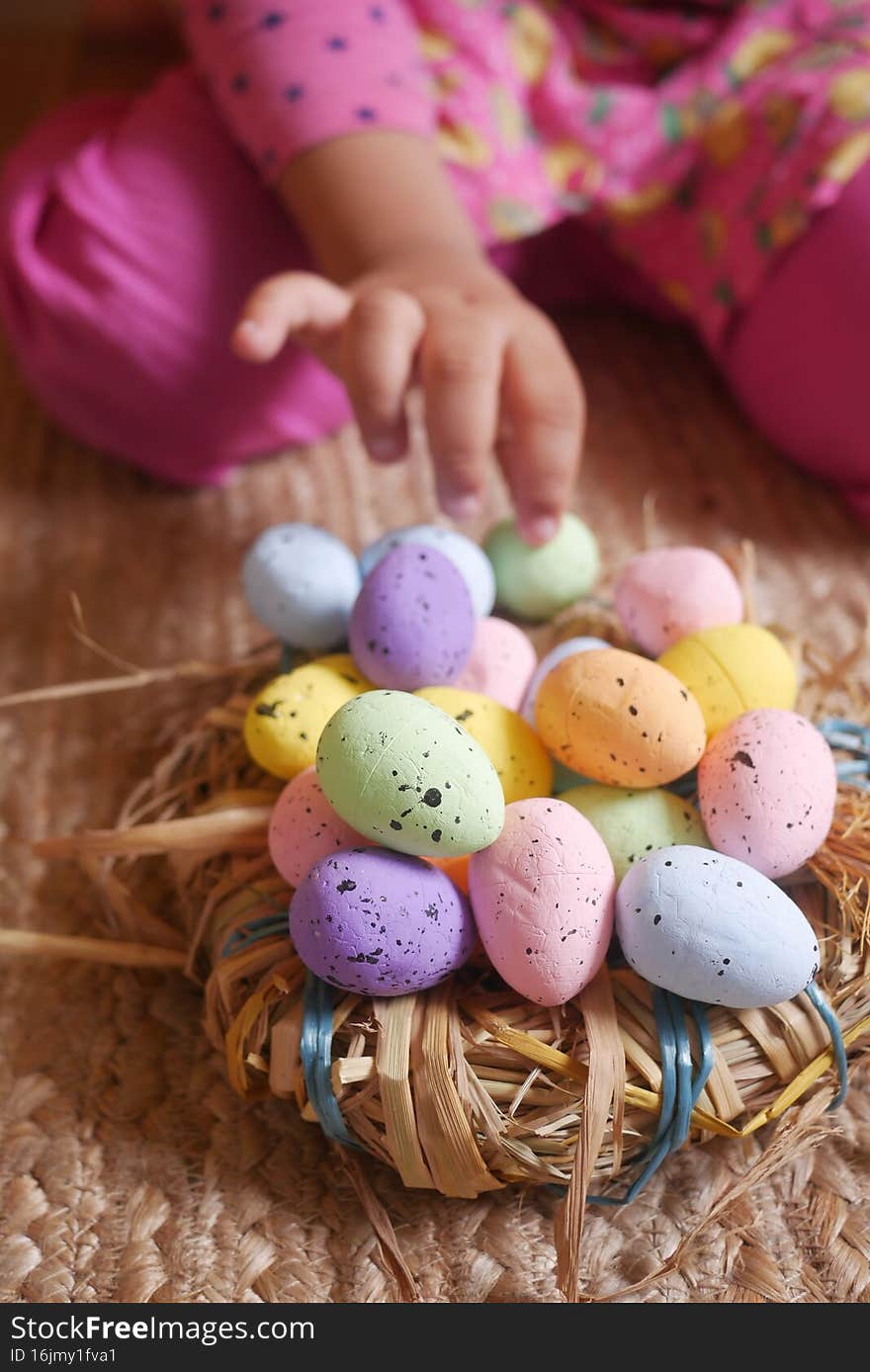 easter concept with egg on pink background. easter concept with egg on pink background..