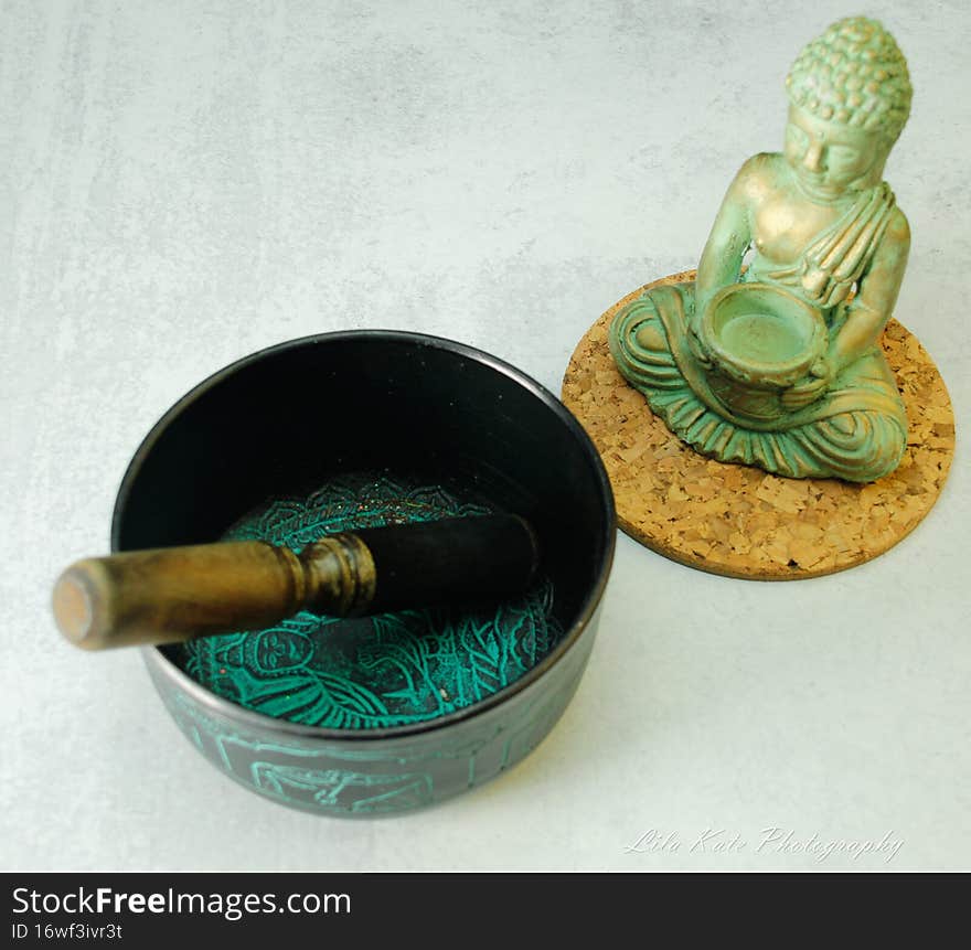 BUDDHA, Tibetian singing bowl, meditation