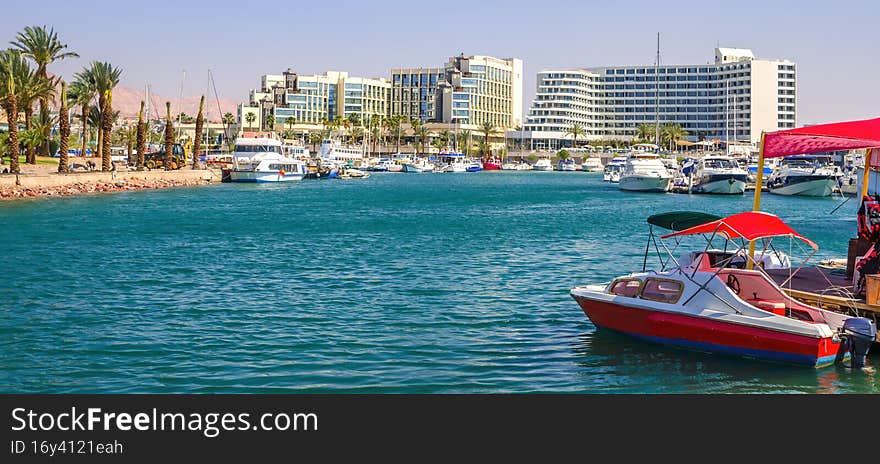 Eilat is a famous tourist resort city located on the Red Sea, it is a very popular resort and recreation city in Israel and in the Middle East. Eilat is a famous tourist resort city located on the Red Sea, it is a very popular resort and recreation city in Israel and in the Middle East