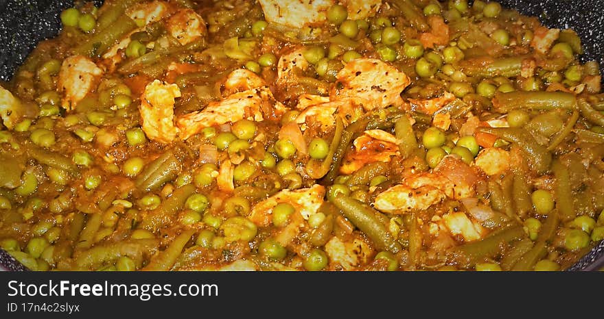 Chicken With Peas And Green Beans