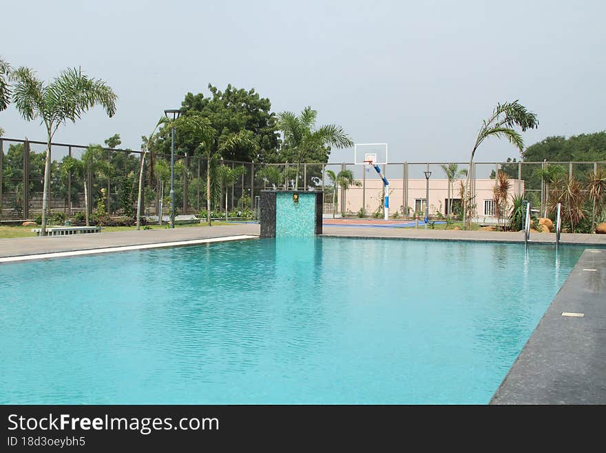 Beautiful swimming pool in good location and nice nature