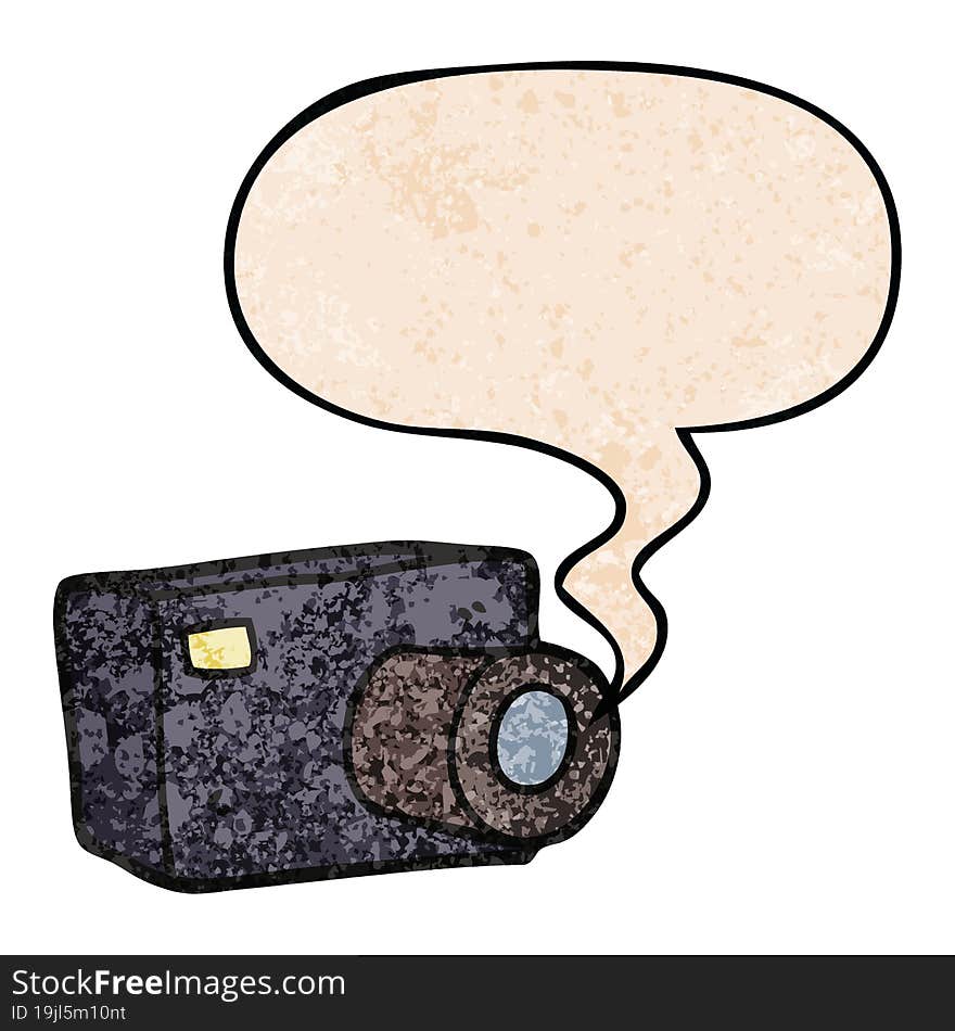 cartoon camera and speech bubble in retro texture style