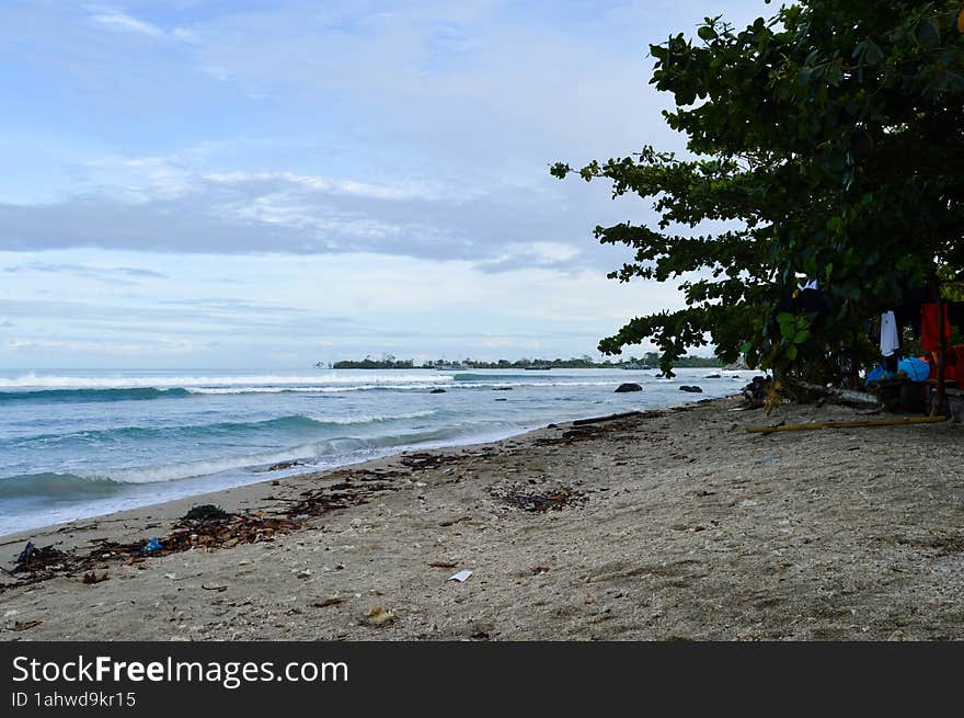 Daplangu Sumur Beach, Pandeglang, Indonesia – October 09, 2022: The Best Spots To Enjoy The Beach Atmosphere