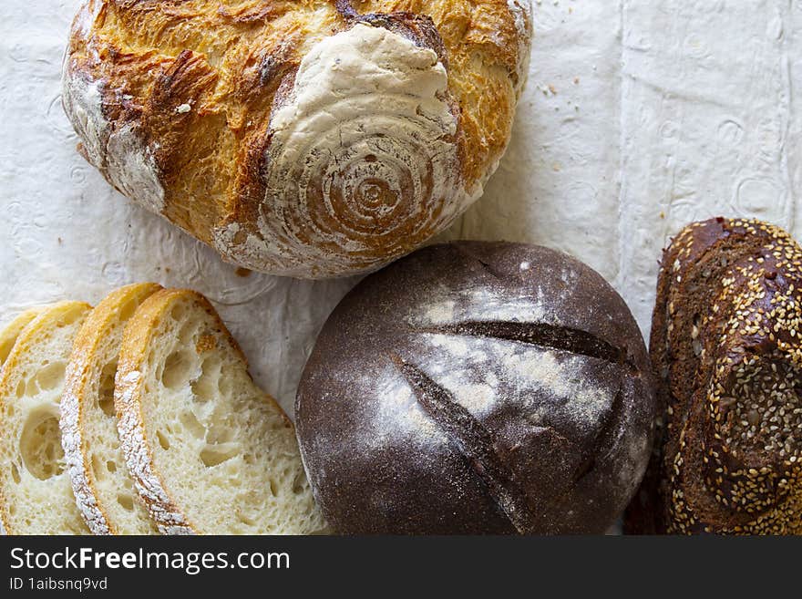 freshly baked homemade bread, tasty and healthy food