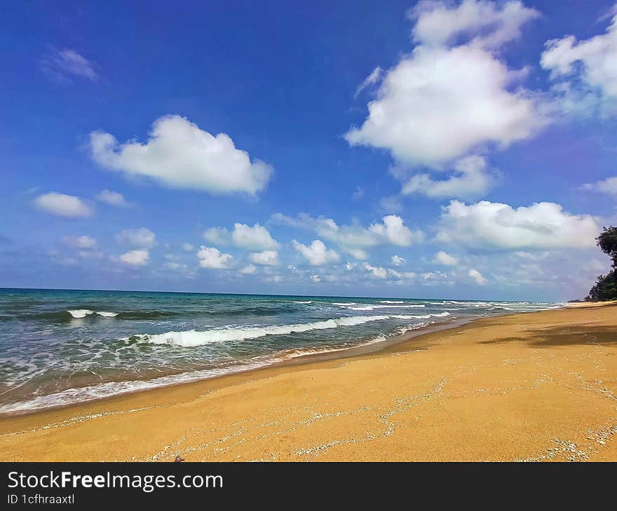 Marang Terengganu kelulut beach March 24, 2023 the scenery is very relaxing, beautiful origenal universe