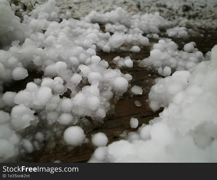 Little hailstones after a big hail