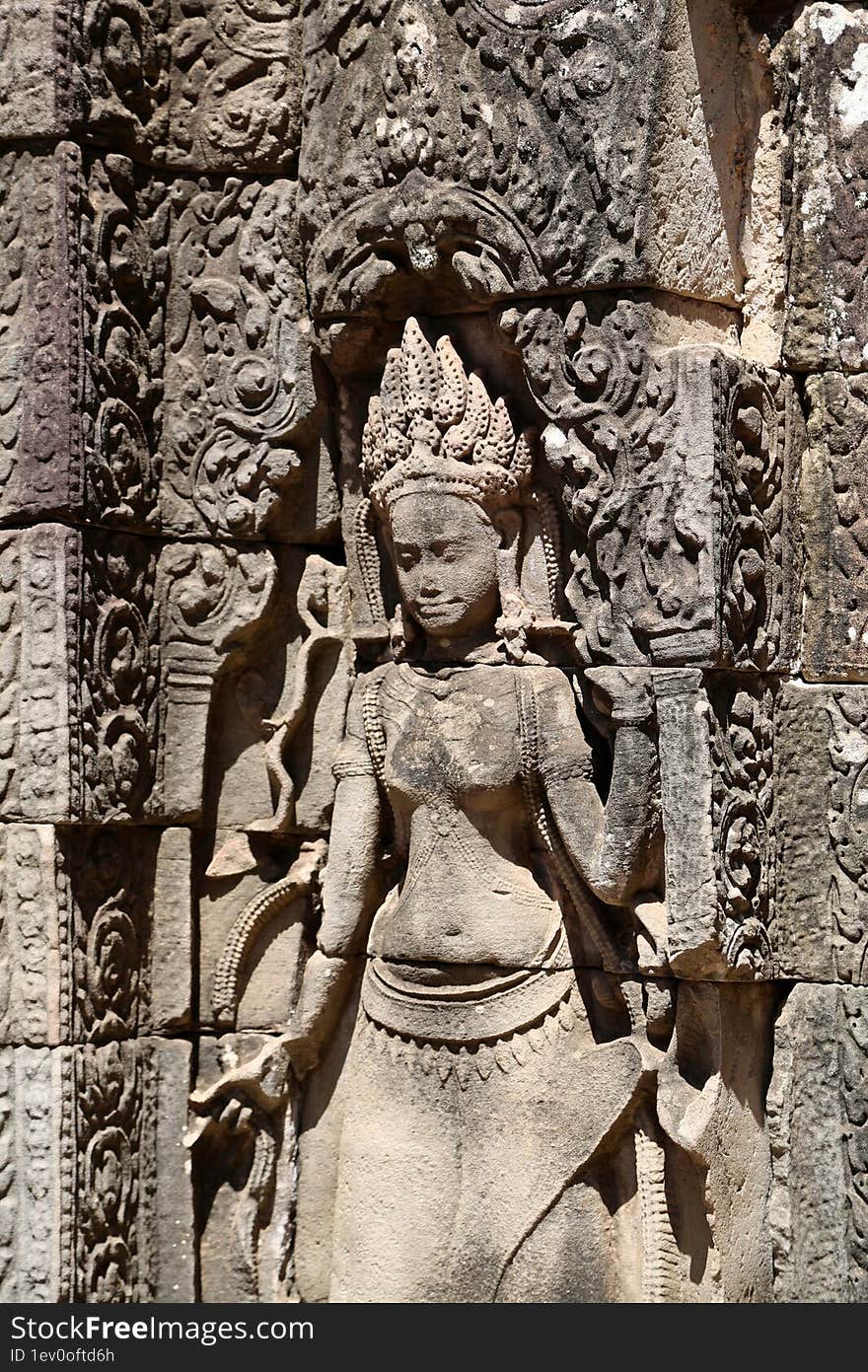 Stone statues, ancient civilization. Phnom Penh-Siam Reap-Angkor Wat.Siem Reap City